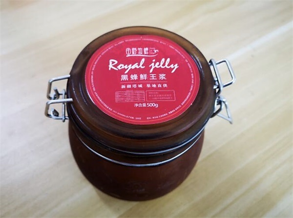 一斤蜂王浆能提取多少蜂王浆,蜂王浆含量最高的蜂王浆