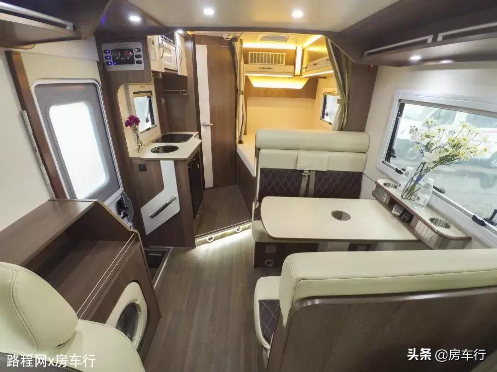 房车大全20-30万的c型房车限量版,房车价格30万元空间大全新自动挡