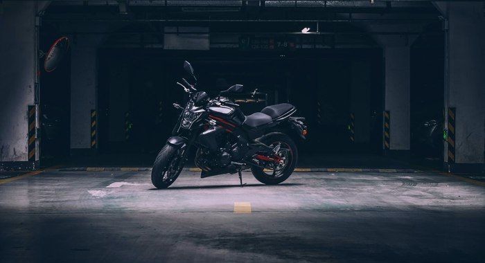 川崎er6n和川崎650如何选择,川崎er6n对比春风650nk