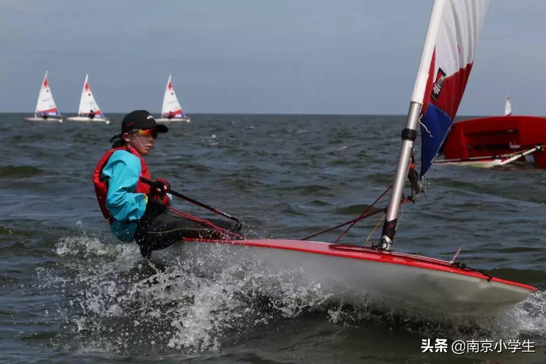 骄傲!游府西街小学又诞生了一个世界冠军