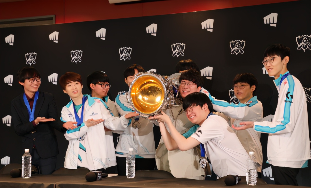 dwg澶哄啝闊╁浗,闊╁浗dwg鎴橀槦