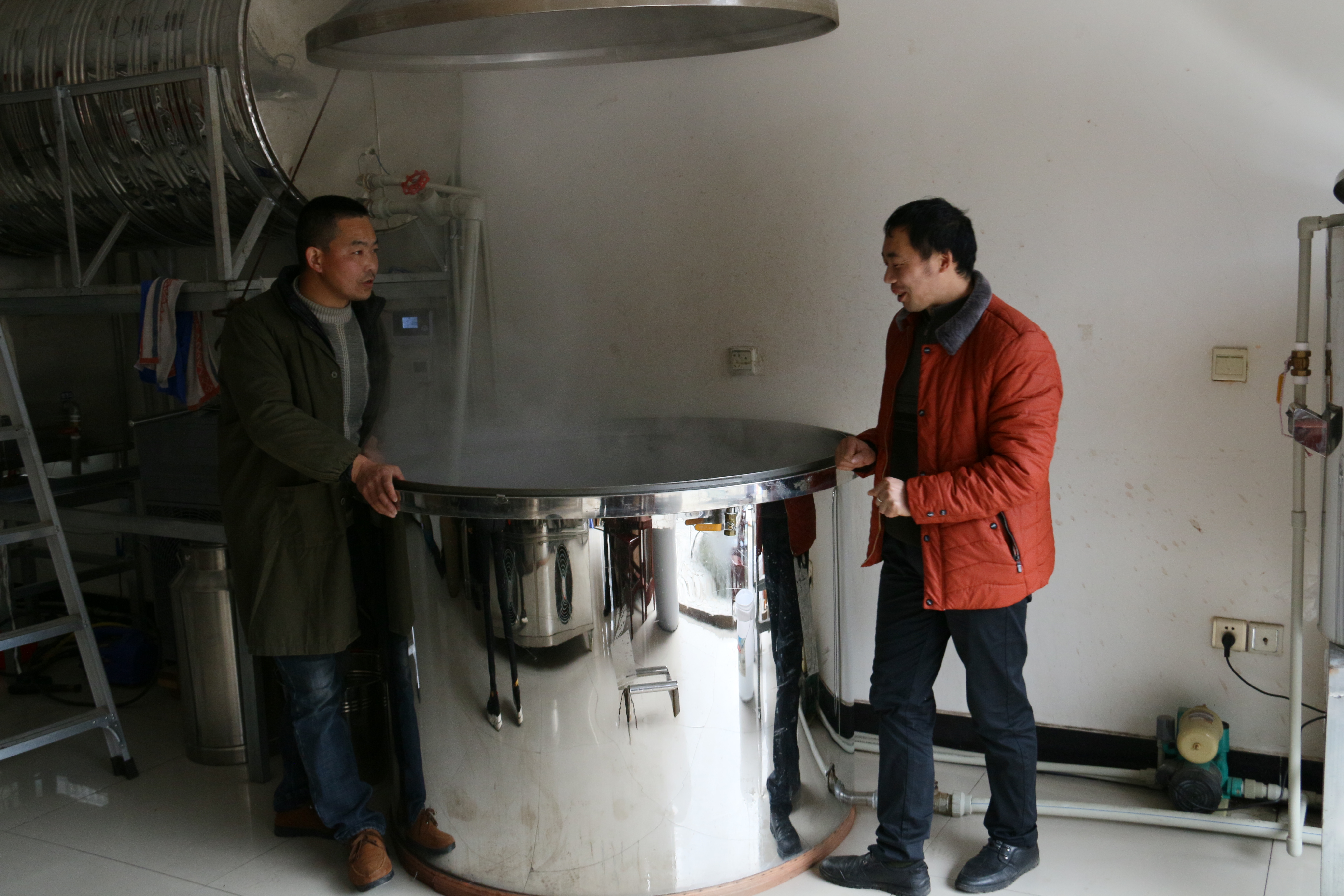 生粮酿酒为什么出酒率高,生料酿酒发酵好是什么样