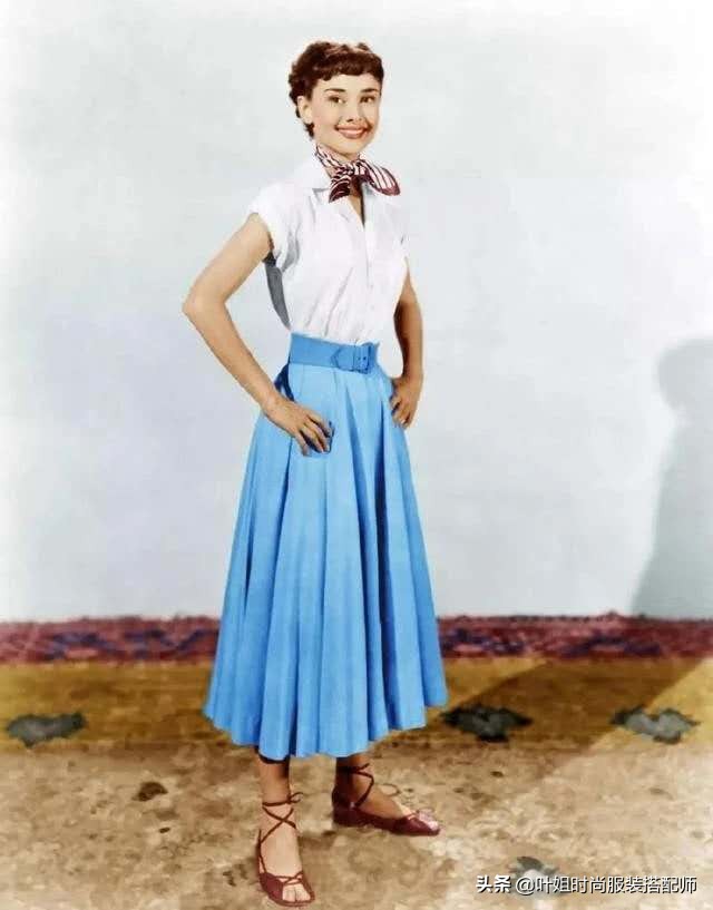 丝巾新花样美出高级感丝巾搭配,怎样选最好质量的丝巾好看又洋气