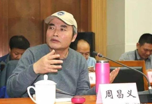 路遥平凡的世界被退稿的原因,平凡的世界被当代退稿