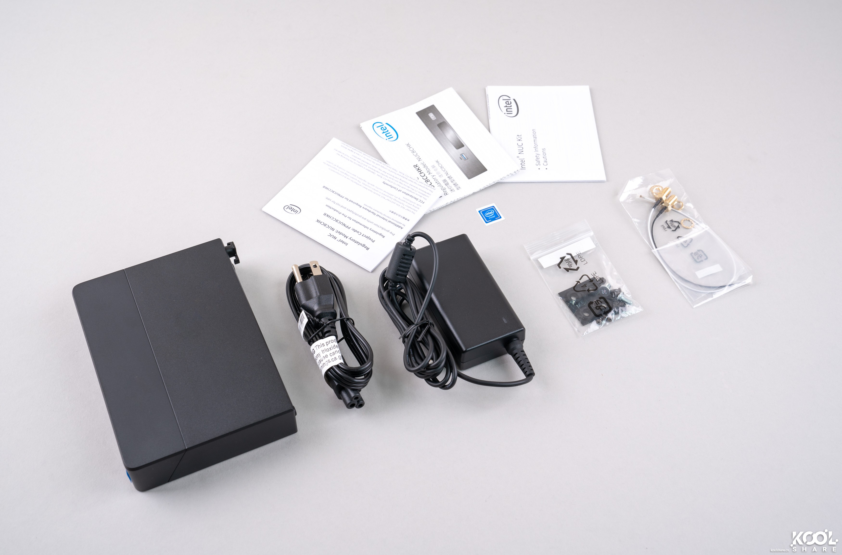 intelnuc8代内存条,intelnuc开箱