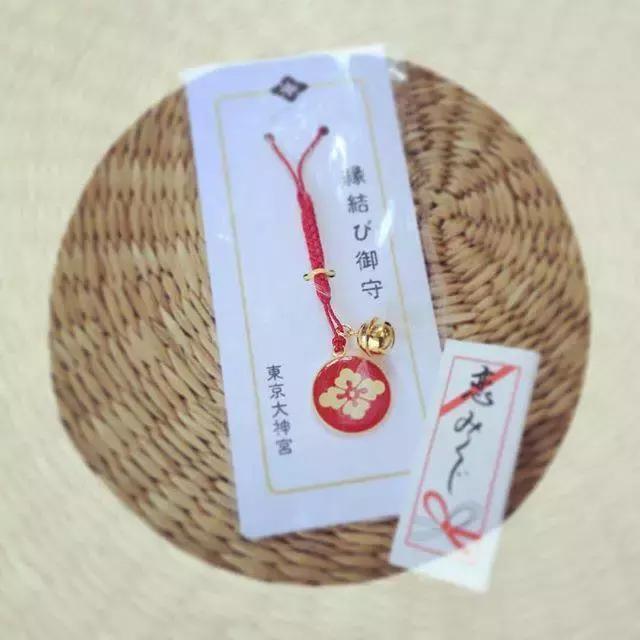 日本过年去寺庙祈福,日本新年神社