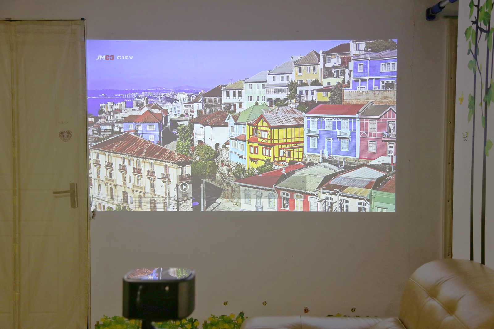 坚果j7和极米h2哪个更好,坚果j7与极米h2哪个好