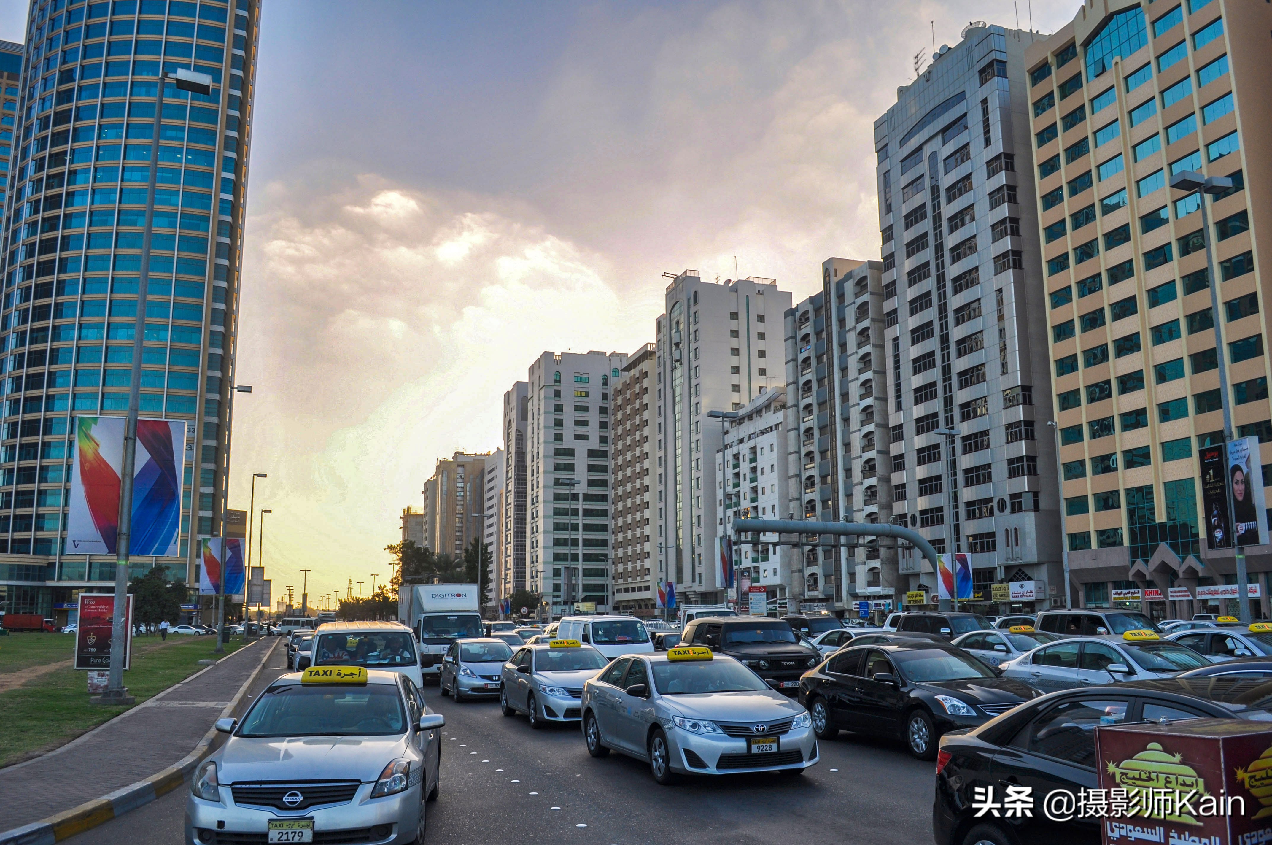 阿联酋真正土豪国,阿联酋中东最开明的国家
