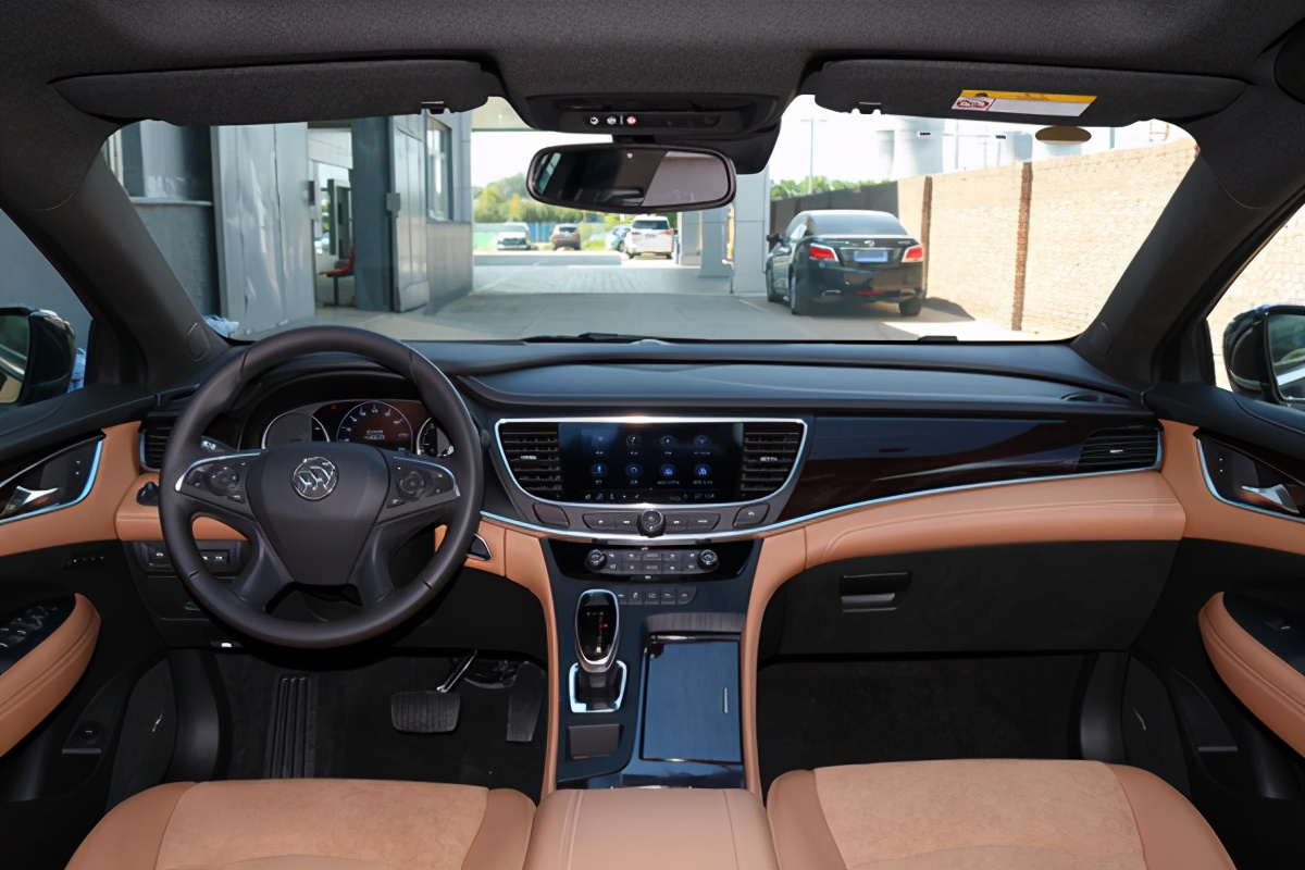 试驾君越动力,试驾别克君越雅阁