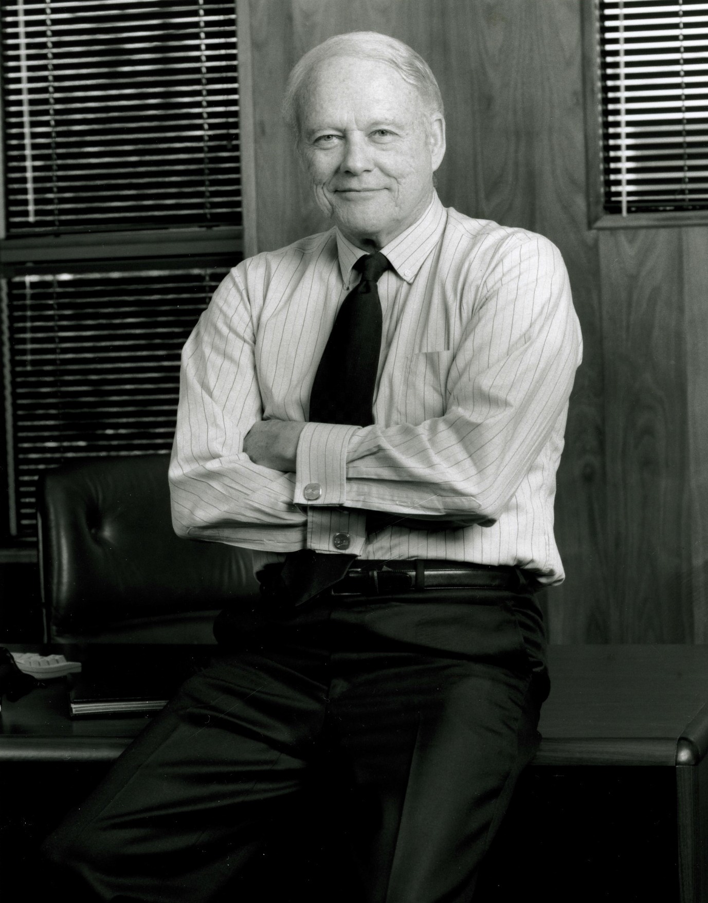 读不懂金融分析,欧奈尔笑傲股市