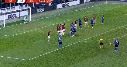 ac米兰vs国际米兰两张红牌,米兰德比罗纳尔多红牌