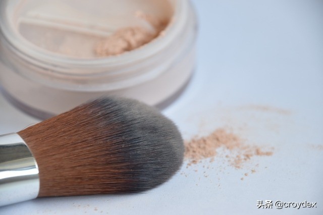 clinique倩碧两款精华怎么选,clinique倩碧有油和无油区别