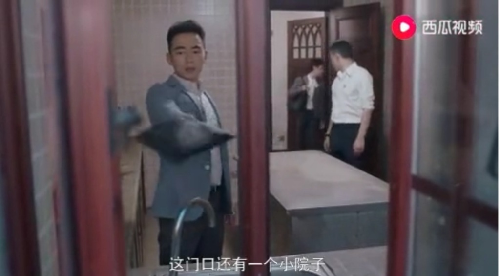 《安家》谁最强?倒时差迁邻居、洒香水不要脸、爬28楼惦念老洋房