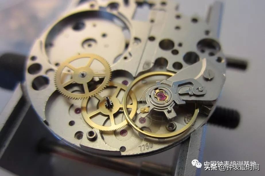 7750机芯的历史,7750手表机芯拆解视频