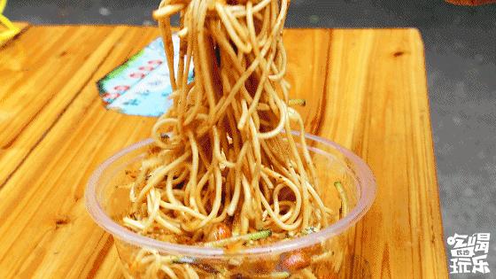 长沙不起眼小吃街推荐,长沙地摊小吃有哪些