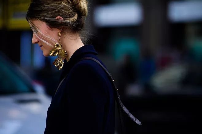 日抛脸好看吗,日抛脸是什么样的