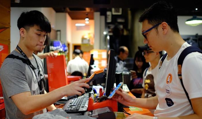 手机突然降网什么情况,手机调飞行模式和关机有什么区别