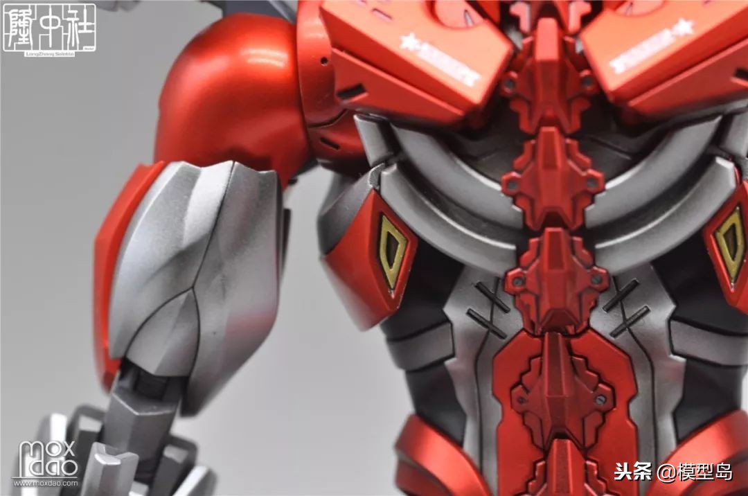 机动奥特曼模型爆甲,奇葩初代奥特曼超可动