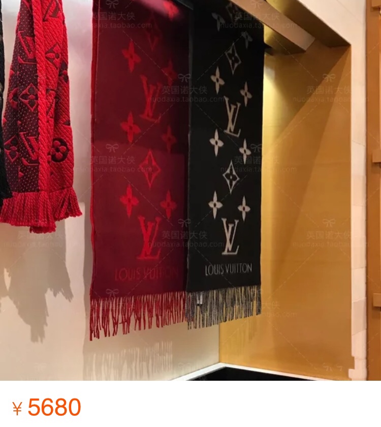 马蓉现身机场高调,马蓉拎名牌包现身