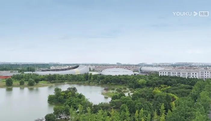 花式“虐狗”！热播剧《全世界最好的你》竟然来清水河畔“打卡”！“清水寺”的学霸们，宅家请淡定！