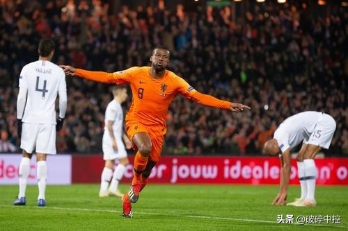 鍒╃墿娴︽渶浼熷ぇ鐨勯槦闀挎澃鎷夊痉,鍒╃墿娴︽渶浼熷ぇ闃熼暱