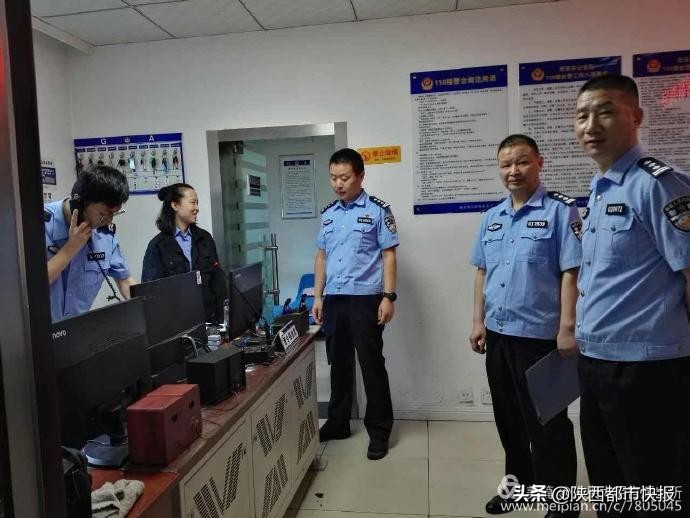 西安交警全力以赴护航中考,西安警方为夜间经济生活保驾护航