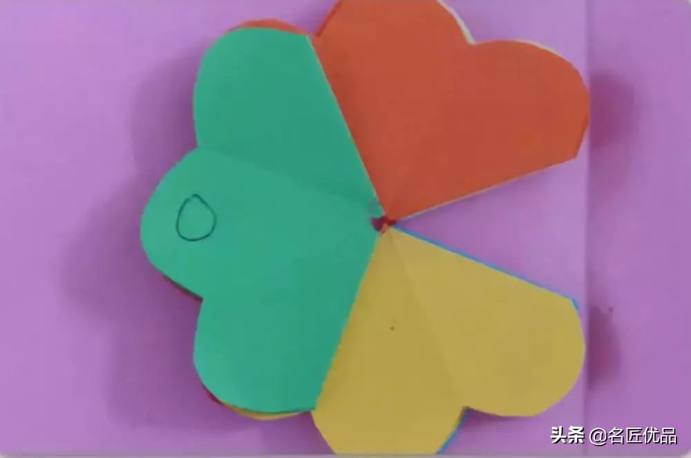 八折团花简单又漂亮教程,又简单又好看的美丽花手工彩纸