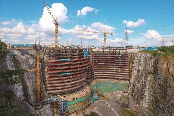 上海深坑酒店景观,上海世界深坑酒店建筑