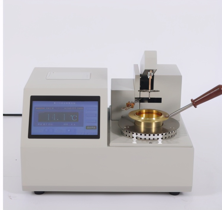 如何挑选机油的正确方法,机油如何选择才正确