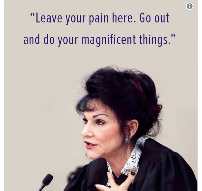 妈妈就在1米之外，却不知道她的女儿正在遭受性侵