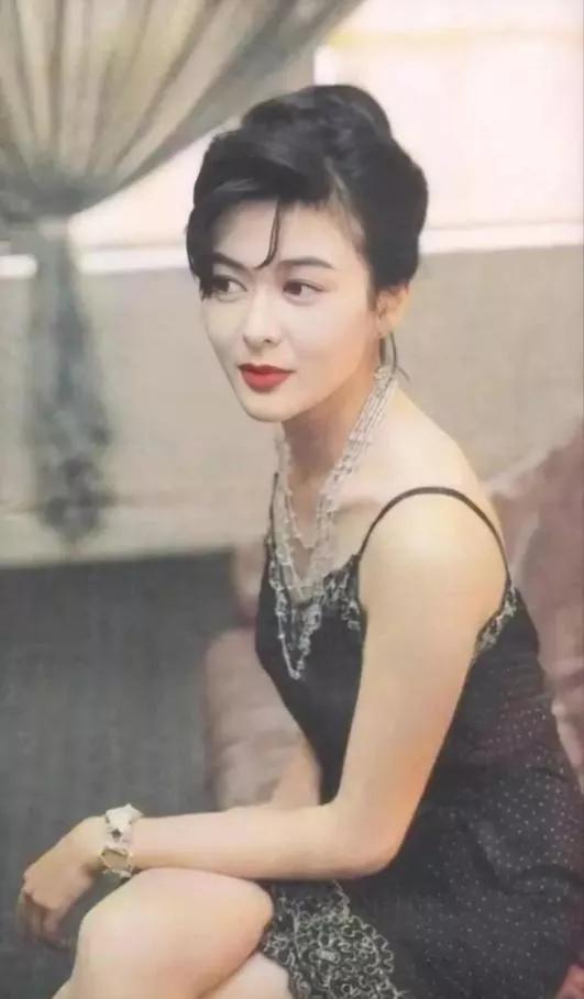 意大利球星女神,地球球花颜值