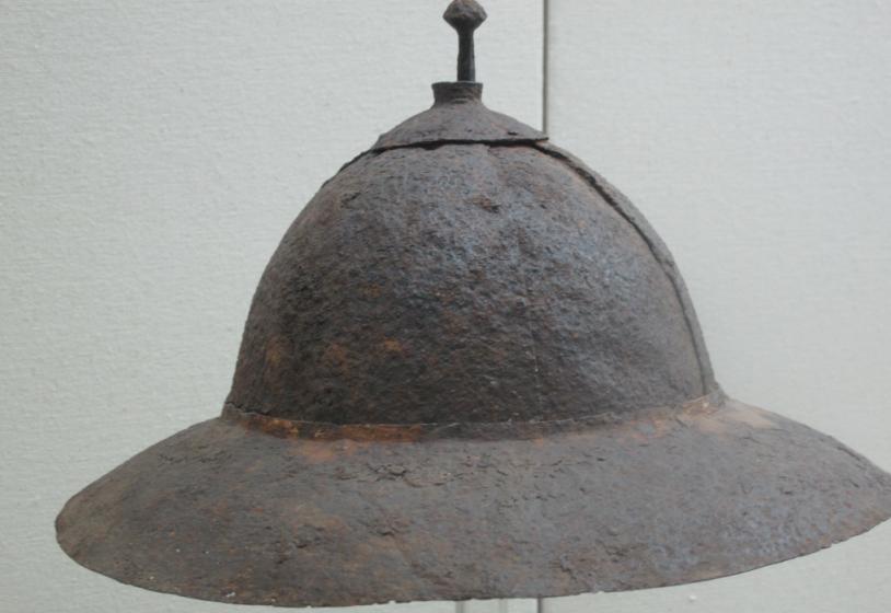 中国古代飞碟盔和英军飞碟盔,通杀影视剧的飞碟盔