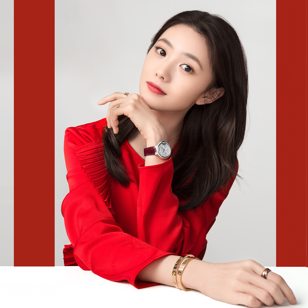 卡地亚黄金手镯love系列,love系列卡地亚手镯带钻