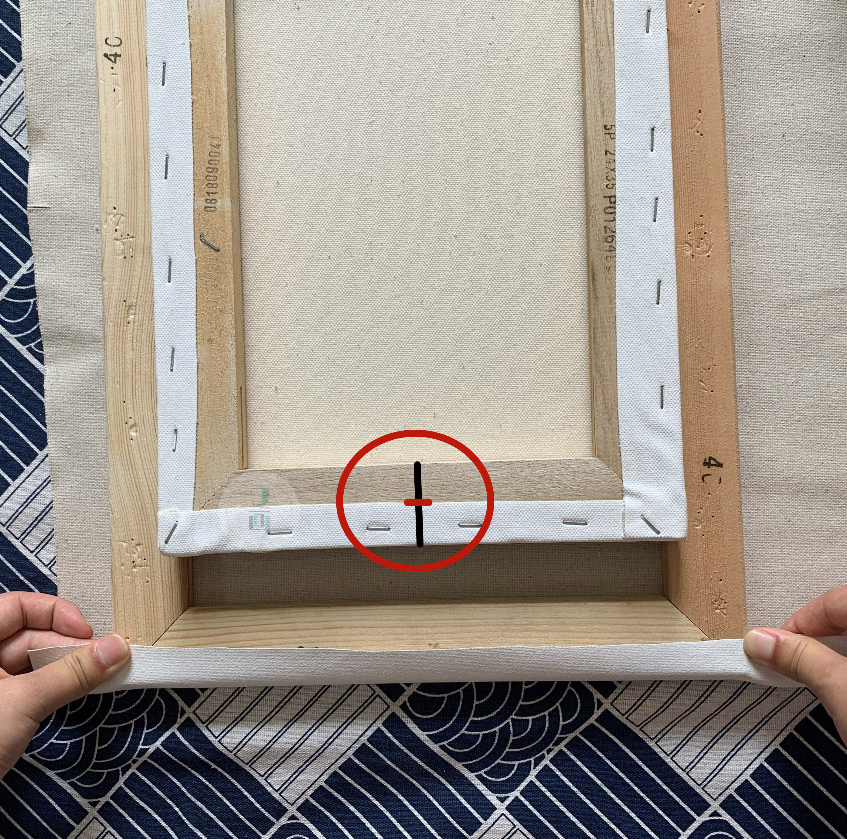 油画绷布过程,油画绷布折角技巧