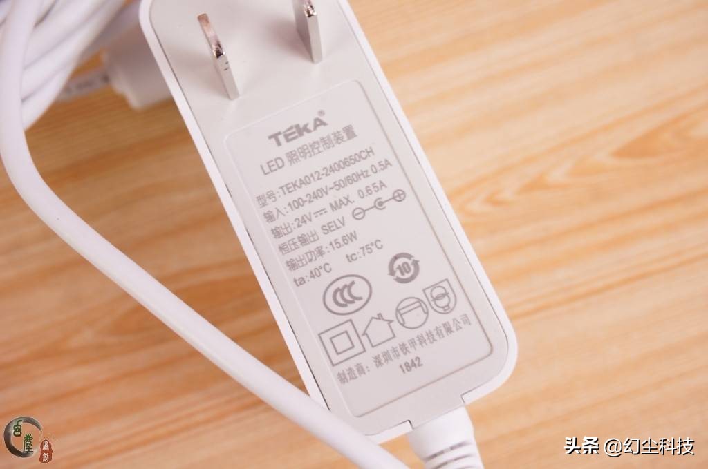 小米lite台灯和华为智选2i,小米充电台灯哪款值得入手