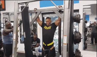 背部训练健身体式动作图解,健身背部训练背背佳