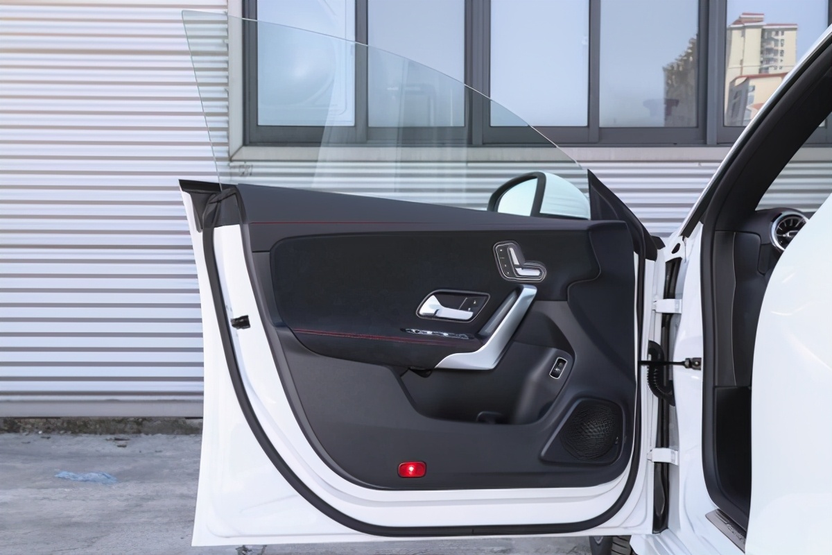 最低调又豪华的三款豪车,最有性价比的进口豪车