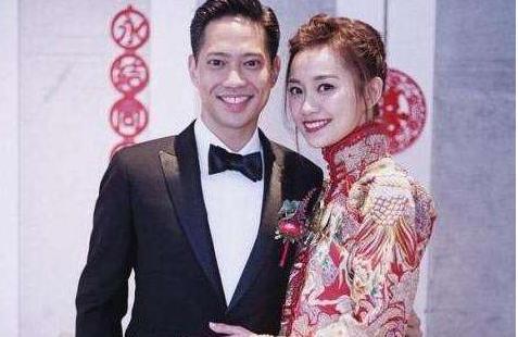 被豪门抛弃：昔日的22岁嫩模为取悦丈夫吃*肥药减**竟瘦成“纸片人”