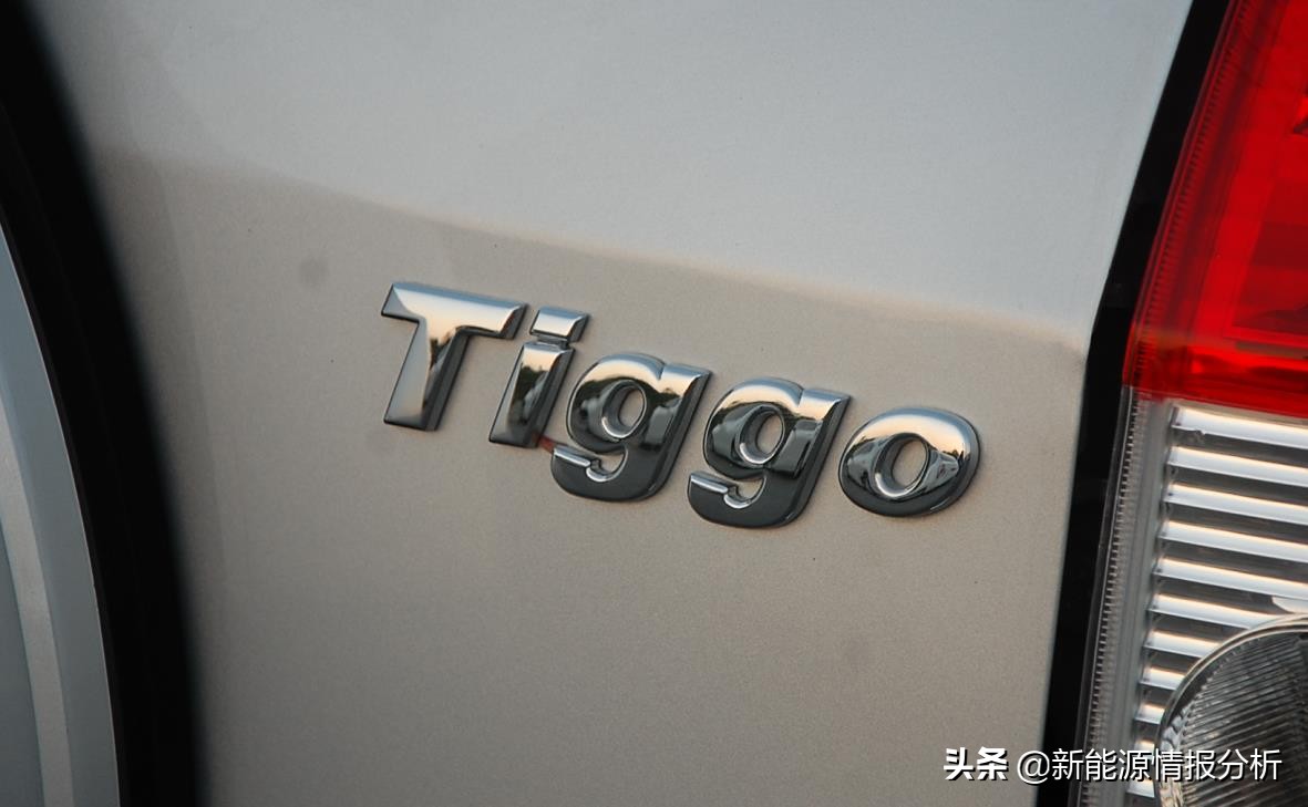 闃挎浖鏃ヨ,闃挎浖琛楀ご闅忔媿