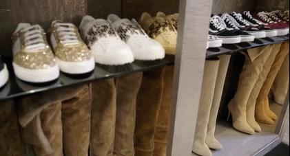 千万富豪如今蜗居在30平米的小屋,百亿富豪住豪宅