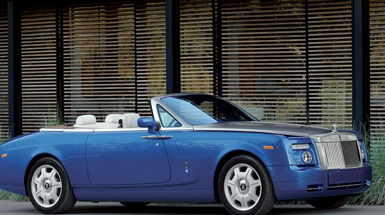 劳斯莱斯一把伞就值10万,劳斯莱斯雨伞多少钱一把视频