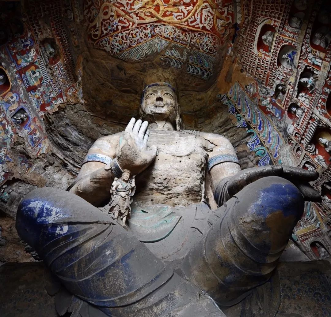 一座神人共栖的“煤都”