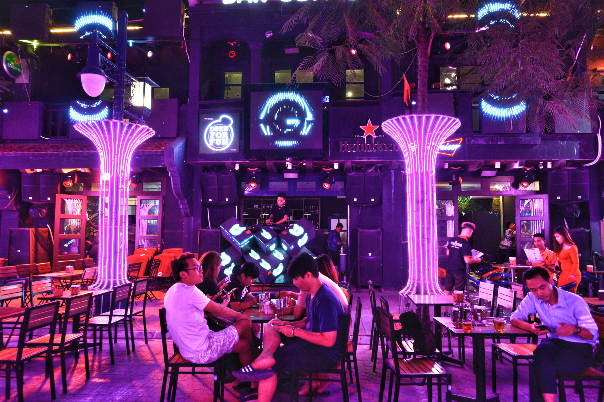 越南下龙湾说中文吗,越南老街用人民币