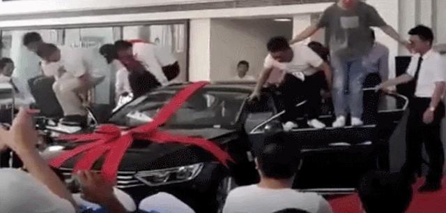 为啥帕萨特没有迈腾卖得好,帕萨特便宜为啥还有人买迈腾