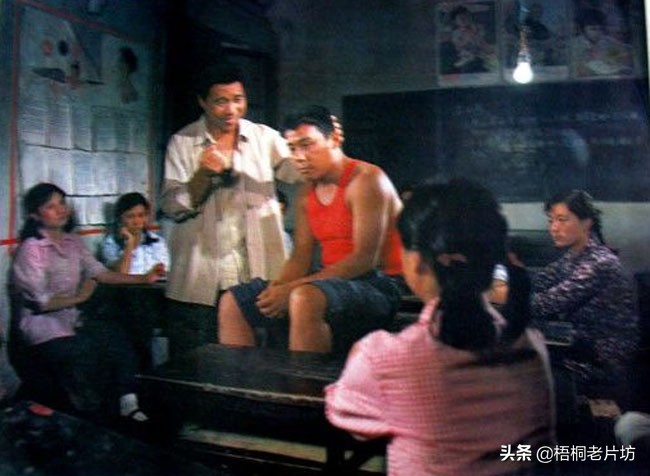 丁一在咱们的牛百岁里扮演谁,丁一和陈裕德的电视剧