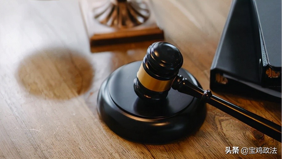 别人的狗咬我我踢死它犯法吗,被狗咬然后把狗踢死了需要赔吗