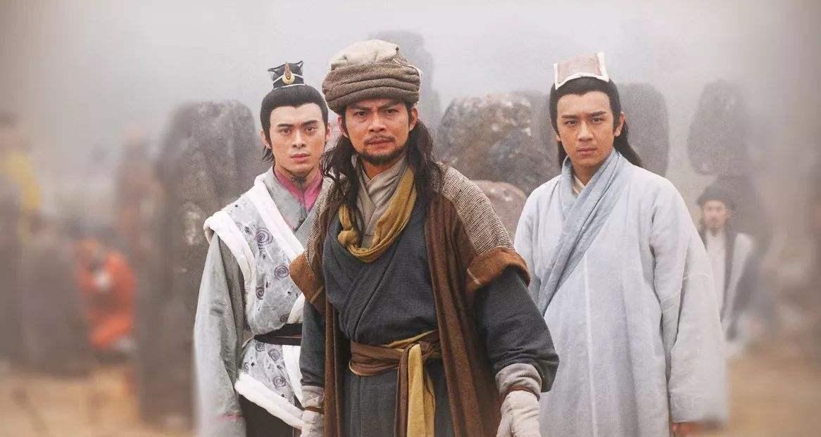 乔峰洪七公令狐冲都爱喝酒,西毒欧阳锋北丐洪七公令狐冲