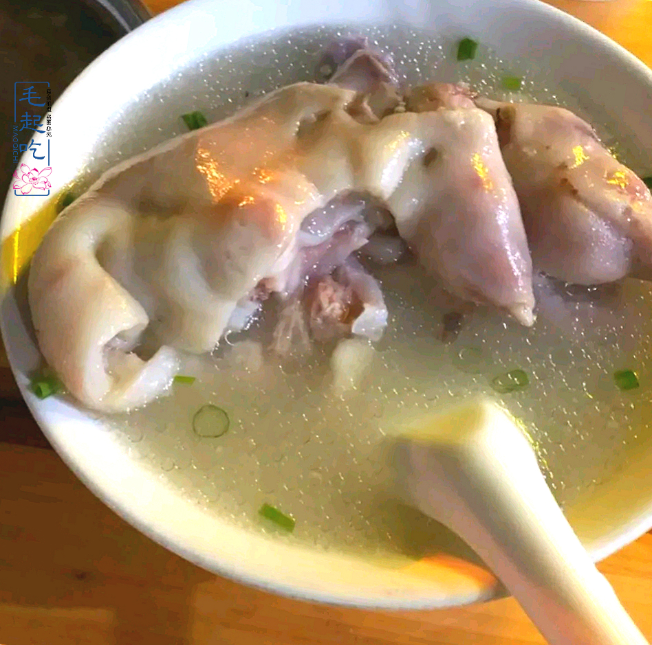 四川口味的干锅蹄花,30年只卖一道菜