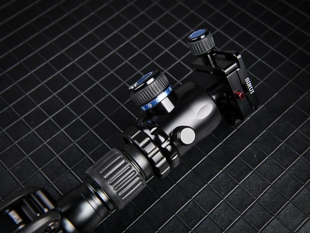 思锐t2205x碳纤维三脚架,思锐t1204x碳纤维三脚架