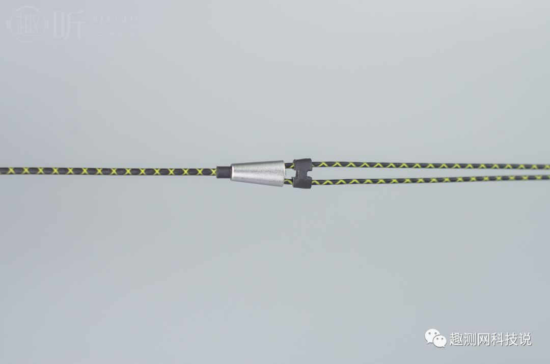 edifier漫步者头戴式经典版测评,edifier漫步者h297入耳式耳机测评